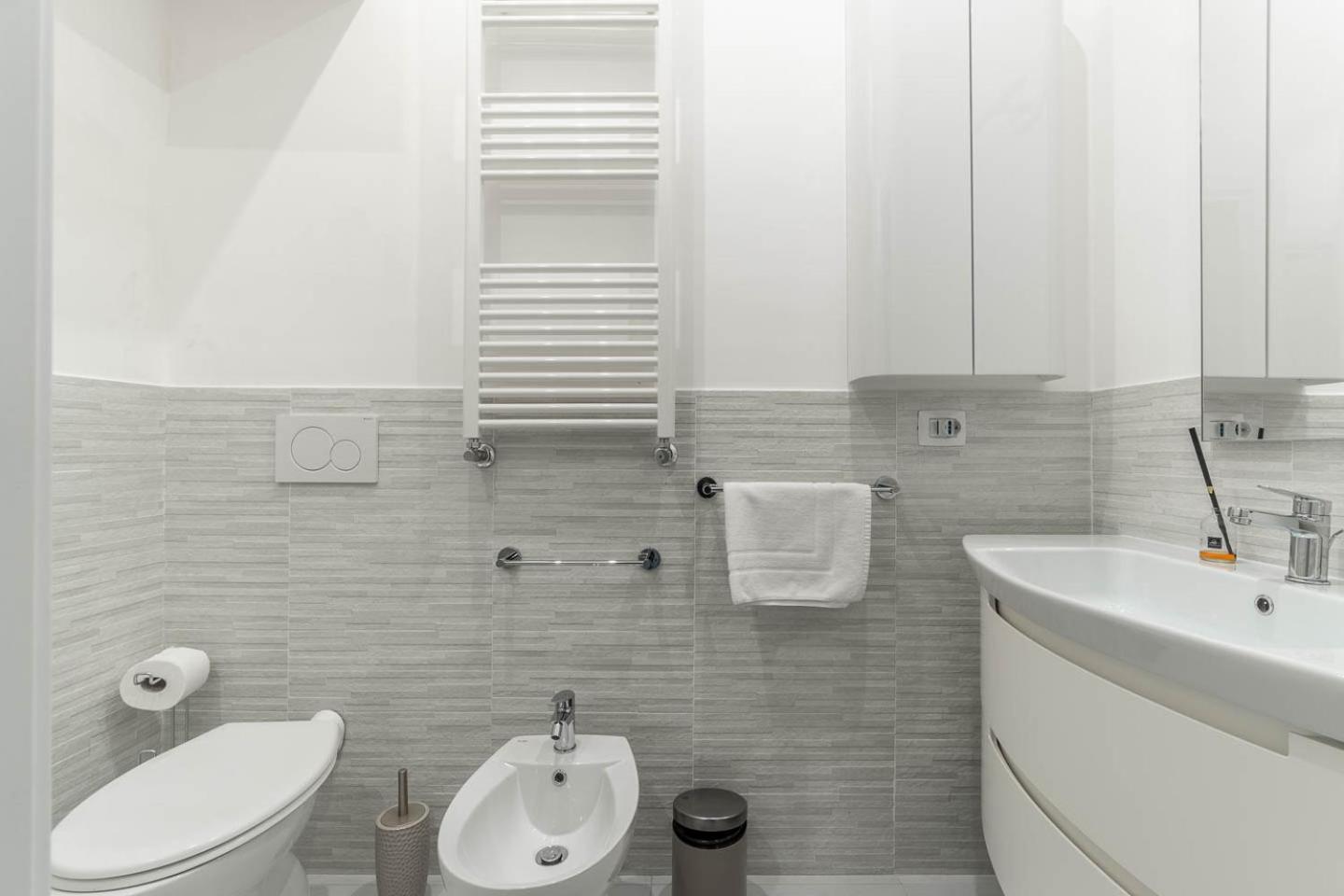 Dimora Manzoni - Bari Center Apartment Ngoại thất bức ảnh