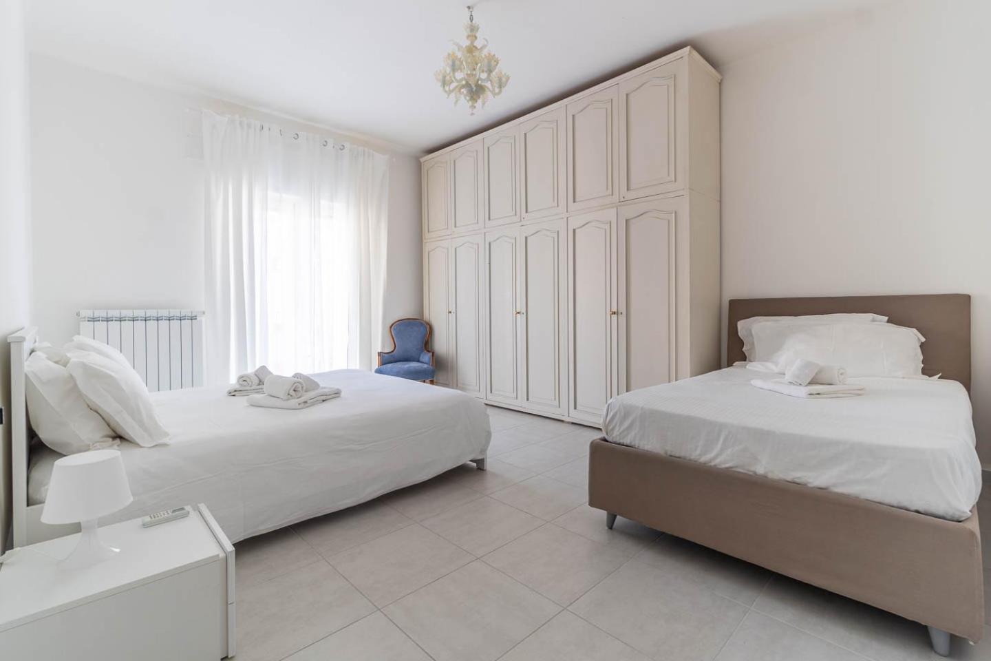 Dimora Manzoni - Bari Center Apartment Ngoại thất bức ảnh